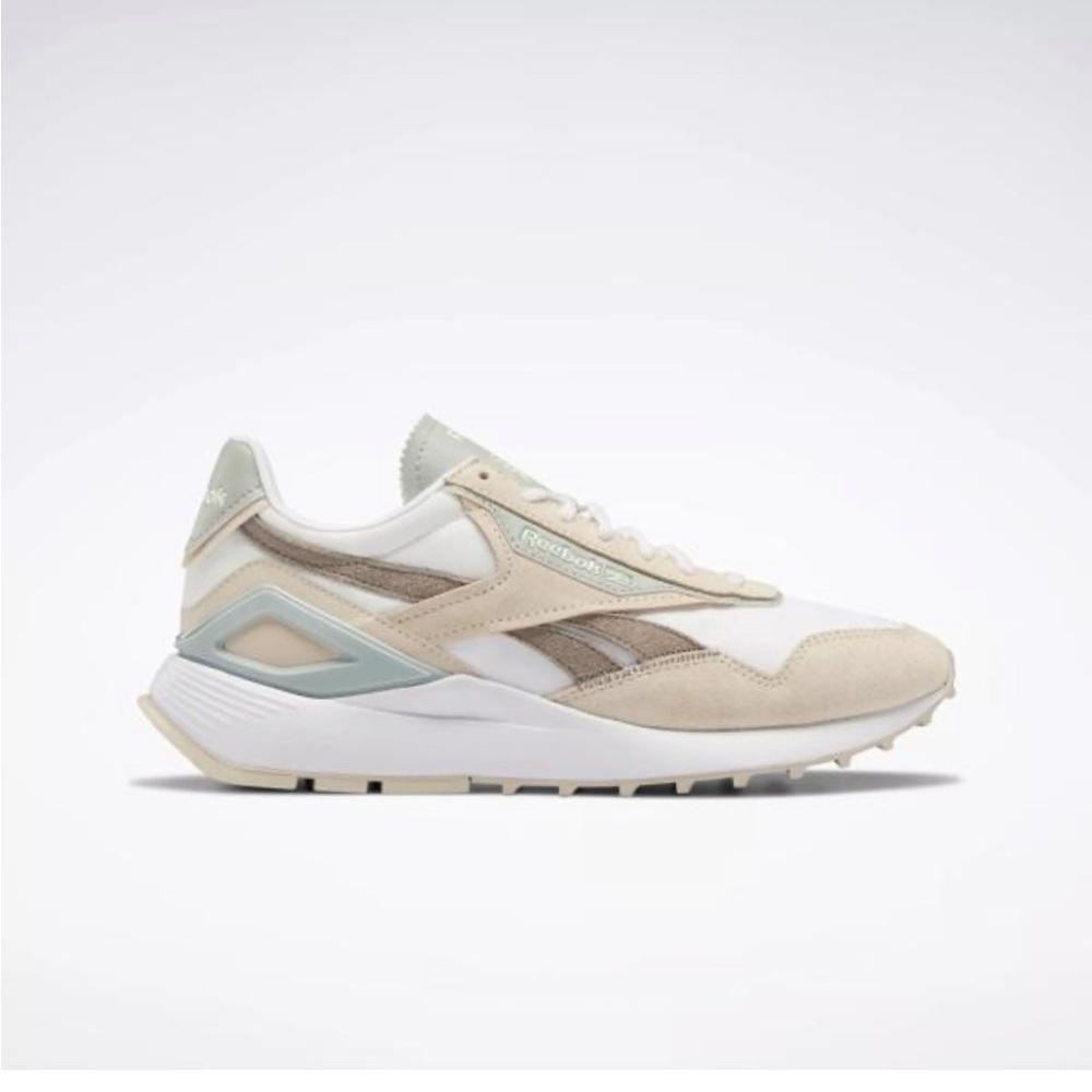 Reebok shoes - almost good as new
